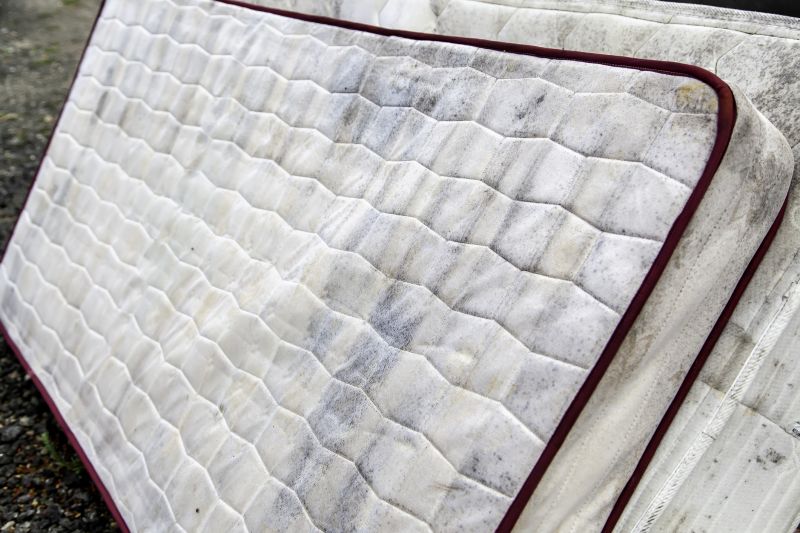 Box Spring Disposal in Sacramento, CA